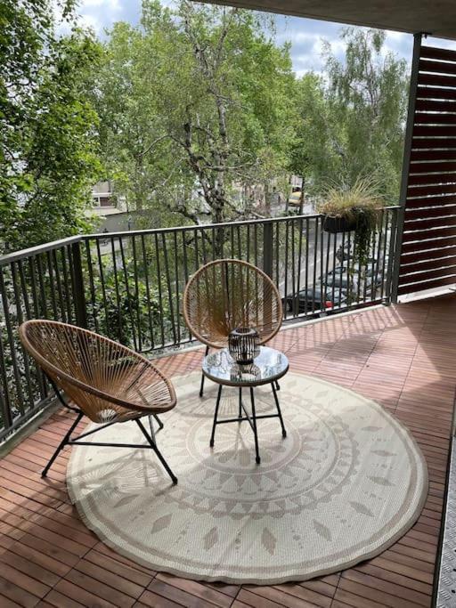 Superbe Appartement En Residence Avec Parking Le Mans Kültér fotó